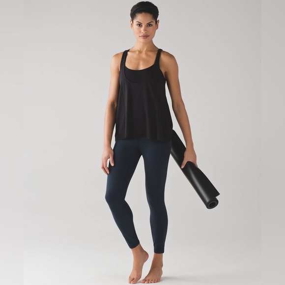Lululemon Get Low Scoop Tank in Black Size 8. - Picture 1 of 9